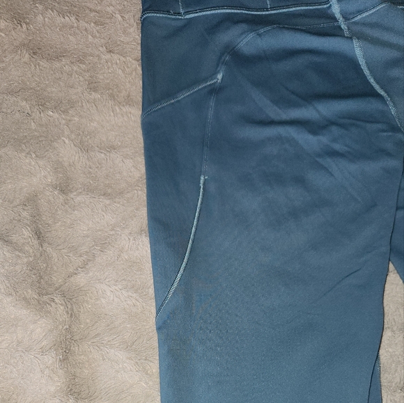 PRICE DROP!! LIMITED TIME! LULULEMON LEGGINGS!! - Picture 5 of 8